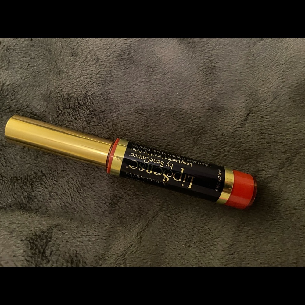 Lipsense